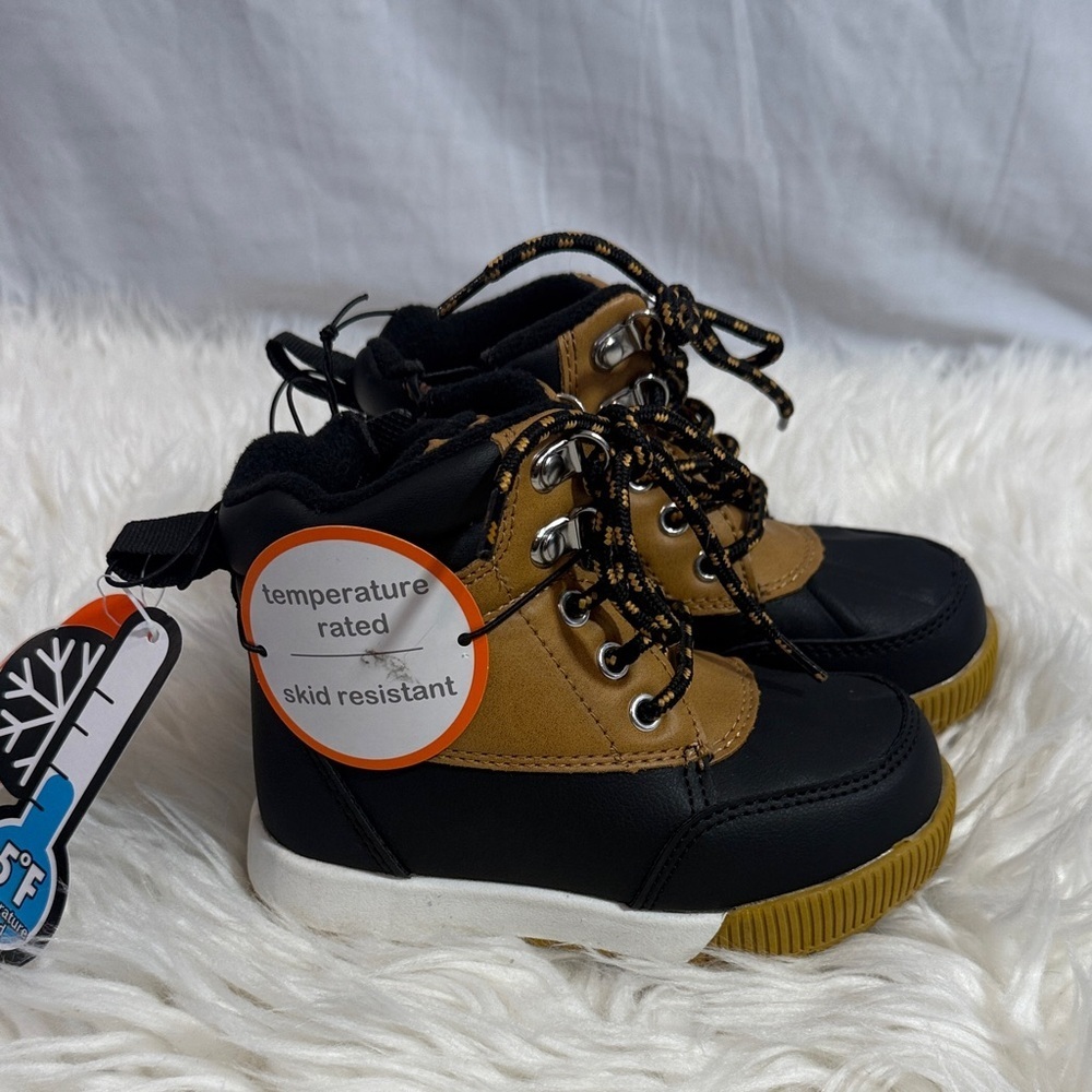 NWTKids Black and Tan Insulated Winter Boots - Temperature Rated, Skid Resistant - Picture 2 of 9